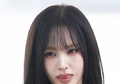 [포토] 아이브 리즈, 치명적인 눈빛으로 '메롱'