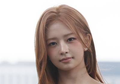 [포토] 아이브 레이, 콩순이 손인사