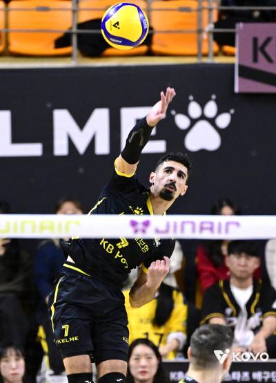 감독 이어 아시아쿼터도 갑자기 떠났다, 충격 KB손보 "야쿱 가족사로 출국, 복귀 미지수" [IS 포커스]