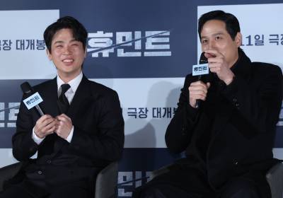 [포토] 박해준, '군대보다 더 많은 총 쏴'