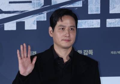 [포토] 박해준, 멋진 손인사