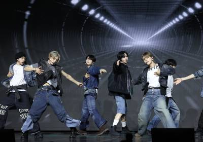 [포토] 알파드라이브원, 훈남들의 멋진 그루브