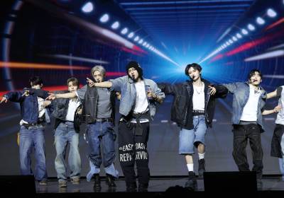 [포토] 알파드라이브원, 딱딱 맞는 군무