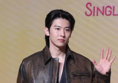 [포토] 덱스, 섹시한 남자란 이런 것