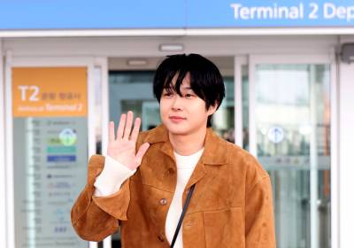 [포토]최우식, 추워진 날씨에 잔뜩 웅크린 어깨