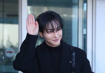 [포토] 에이티즈 성화, 귀여운 토끼 귀 포즈