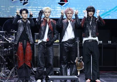 [포토] 에이엠피, 귀여운 포즈