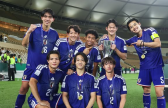 2살 어린 멤버로 亞 제패…올림픽 우승까지 바라보는 日 감독 “어린 선수들의 성장 봤다”