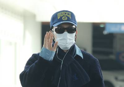 [포토] 슈퍼주니어 동해, 멋진 손인사