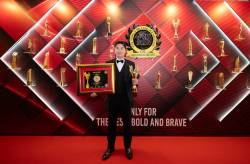 이동국 용인FC 테크니컬 디렉터, 브랜드로레이 스포츠 아이콘 리더십상 수상