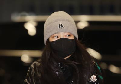 [포토] 블랙핑크 제니, 바람에 휘날리는 머리칼