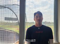 '에이징 커브' 없는데 자책한 전준우...시선이 남다른 롯데 캡틴의 스캠 [IS 타이난]