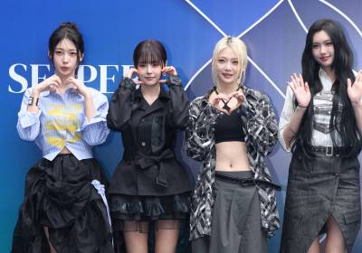 [포토] 에버글로우, 요정들의 하트 공격