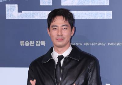 [포토] 조인성, 조과장 하트에 심쿵