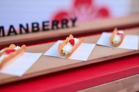 [인터뷰] “한 접시의 쇼트케이크 같은 아만베리, 후쿠오카 오미야게 소개합니다”