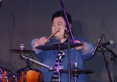 [포토] 아묻따밴드 김준현, 섬세한 드러머