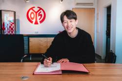 [오피셜]이재성, 마인츠와 계약 연장! "마인츠 유니폼 계속 입게 돼 영광"