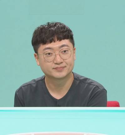 [단독] ‘사직’ 충주맨 “연예기획사 제안多..공무원 신분 끝나고 검토” [직격인터뷰]