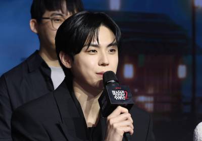 [포토] 인사말 하는 김도훈