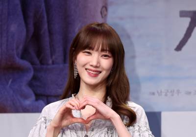 [포토]이성경, 러블리퀸