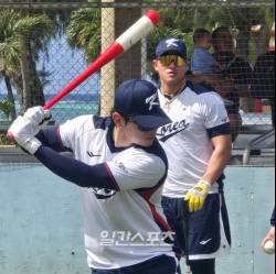 홈런 쾅! 장타 쾅! '2번 안현민+3번 김도영' 조합 미쳤다, "컨디션 좋으면 더 좋은 시너지 나올 것"