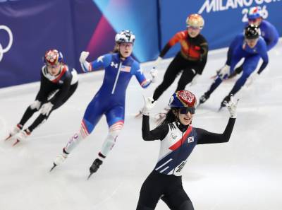 '노 골드' 위기, 22세 막내 김길리가 지킨 韓 쇼트트랙 자존심 [2026 밀라노]