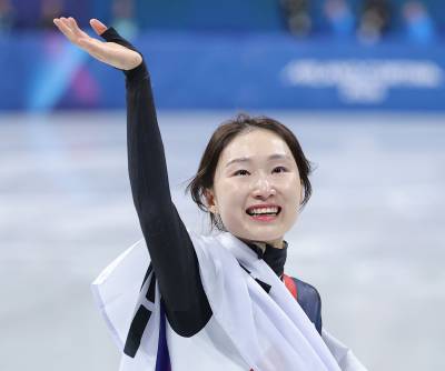 '韓 올림픽 최다 메달 역사' 최민정, 황대헌과 폐회식 기수 맡는다 [2026 밀라노]