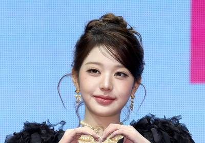 [포토]장원영, 하트보다 원영