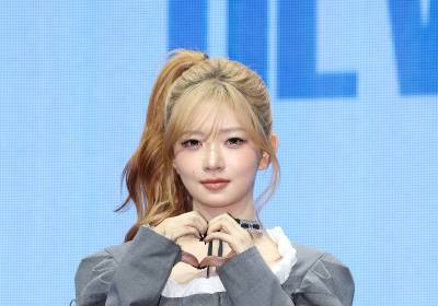 [포토]아이브 레이, 콩순이의 하트