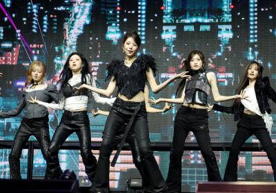 [포토]아이브, 신나는 컴백 무대