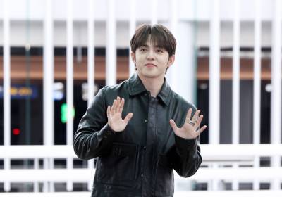 [포토] 세븐틴 에스쿱스, 귀여운 손인사