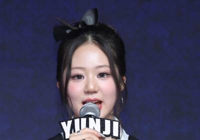 [포토] 인사말 하는 초코 윤지