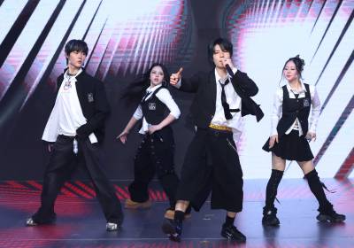 [포토] 초코, 혼성그룹의 멋진 퍼포먼스