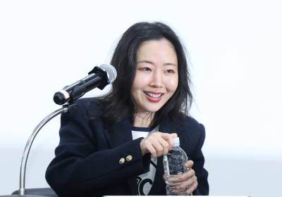 [포토] 민희진, 물 좀 마실게요