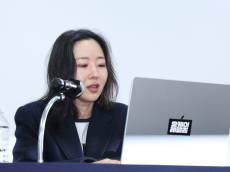 민희진, 방시혁에 제안 “256억 풋옵션 안 받겠다…소송 멈추고 5인 뉴진스 돌아오길” [종합]