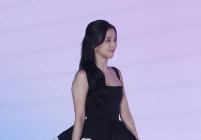 [포토] 블랙핑크 지수, 공주의 걸음걸이