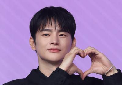 [포토] 서인국, 설레는 손하트