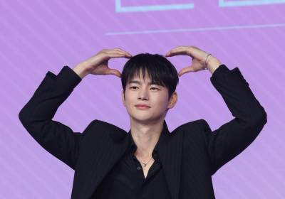 [포토] 서인국, 강아지 귀 포즈 어때요?