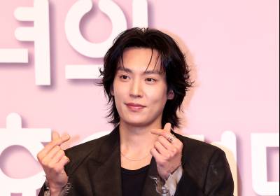 [포토]이기택, 자만추가 어울리는 비주얼