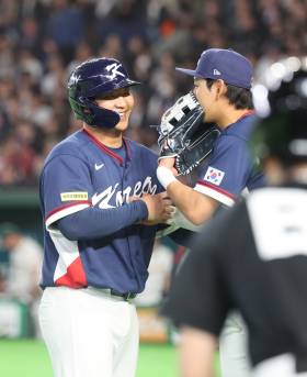 '11타점' 문보경 "한국 야구의 명예를 되찾아 감사, 최대한 높은 곳까지" 
