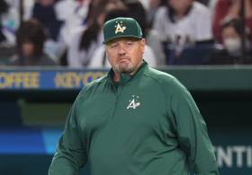 호주 닐슨 감독 "데일 실책에 굉장히 실망, 하필 중요한 순간에 그런 실책을" 