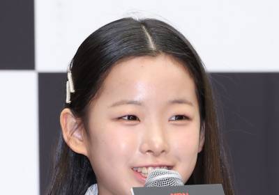 [포토] 인사말 하는 이수연