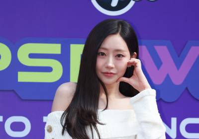 [포토] 키스오브라이프 쥴리, 예쁘게 볼하트 발사