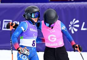 "솔직히 근육으로 버티고 있지만" 십자인대 파열에도 기권 대신 완주·완주·완주·완주·완주, 메달만큼 값진 최사라의 질주  