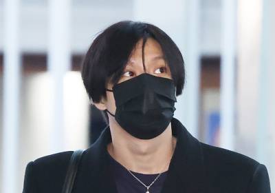 [포토] 샤이니 태민, '신호가 언제 바뀔까?'