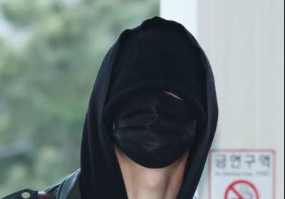 [포토] 엔하이픈 니키, '앞이 안 보여요'