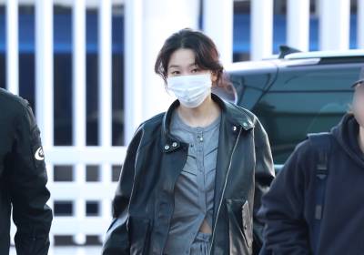 [포토] 레드벨벳 슬기, 총총걸음으로 공항 입장