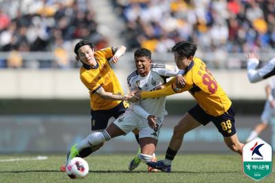 '정정용 감독 체제' 전북,  광주와 0-0 무승부..개막 3경기째 무승