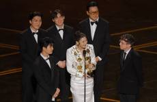 “노래는 부르고 소감은 말라니”…‘케데헌’ 마이크 끈 오스카, 인종차별 논란