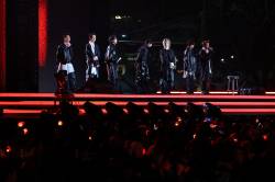 BTS, 3년 9개월 만 컴백…”완전체 무대 믿어지지 않아, 울컥하고 행복” [BTS in 광화문]